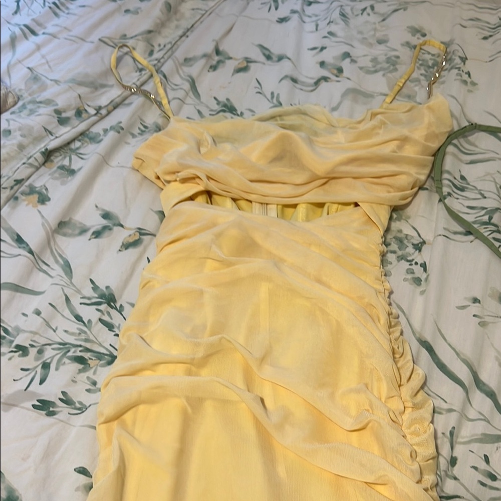 Elegant Yellow Dress OH POLLY
